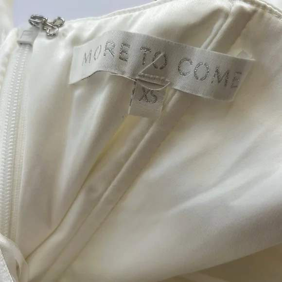 MORE TO COME Bella Off‎ Shoulder Dress in White dance bride bachelorette NWT - Picture 10 of 10